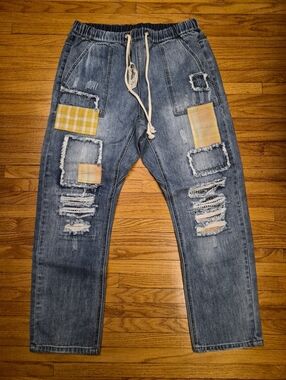 Easel Large NwT Pull On Denim Patchwork Jeans